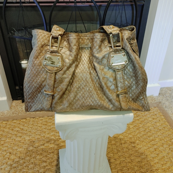 JESSICA SIMPSON LARGE FAUX SNAKESKIN TOTE SHOULDER BAG, METALLIC GOLD - Picture 3 of 15